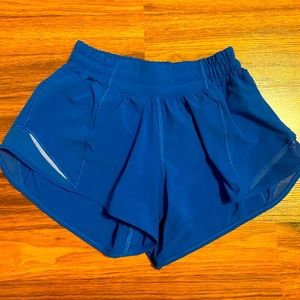 Lululemon Hotty Hot size 2